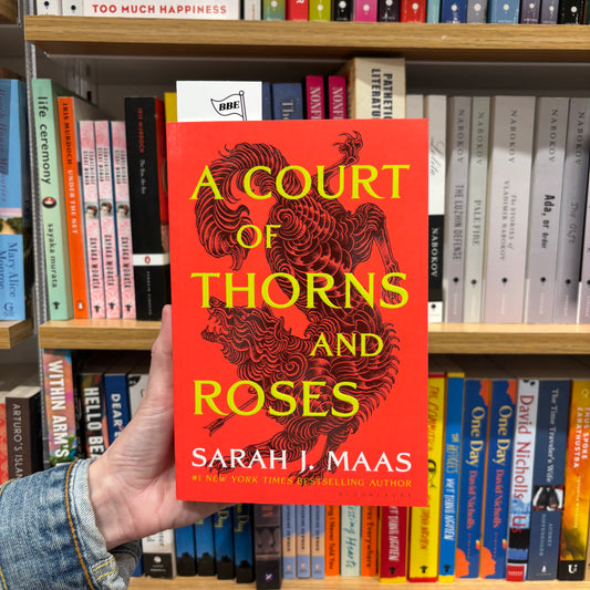 #17 - A Court of Thorns and Roses - Sarah J. Maas